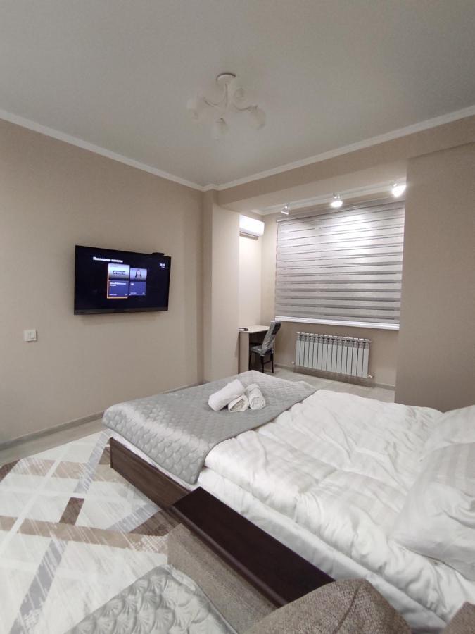 Уютная Квартира-Студия Жк Lotus Terrace Apartment Almaty Exterior photo